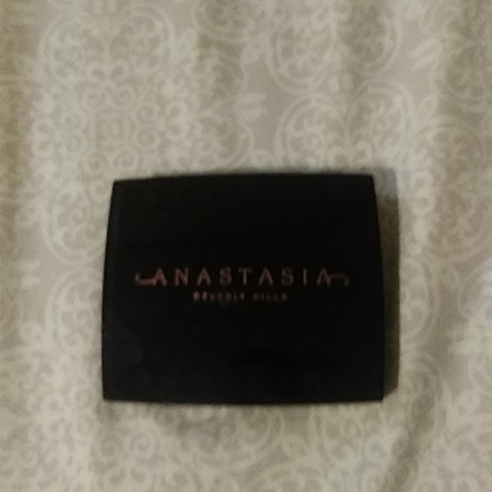 Anastasia beverly hills blush
